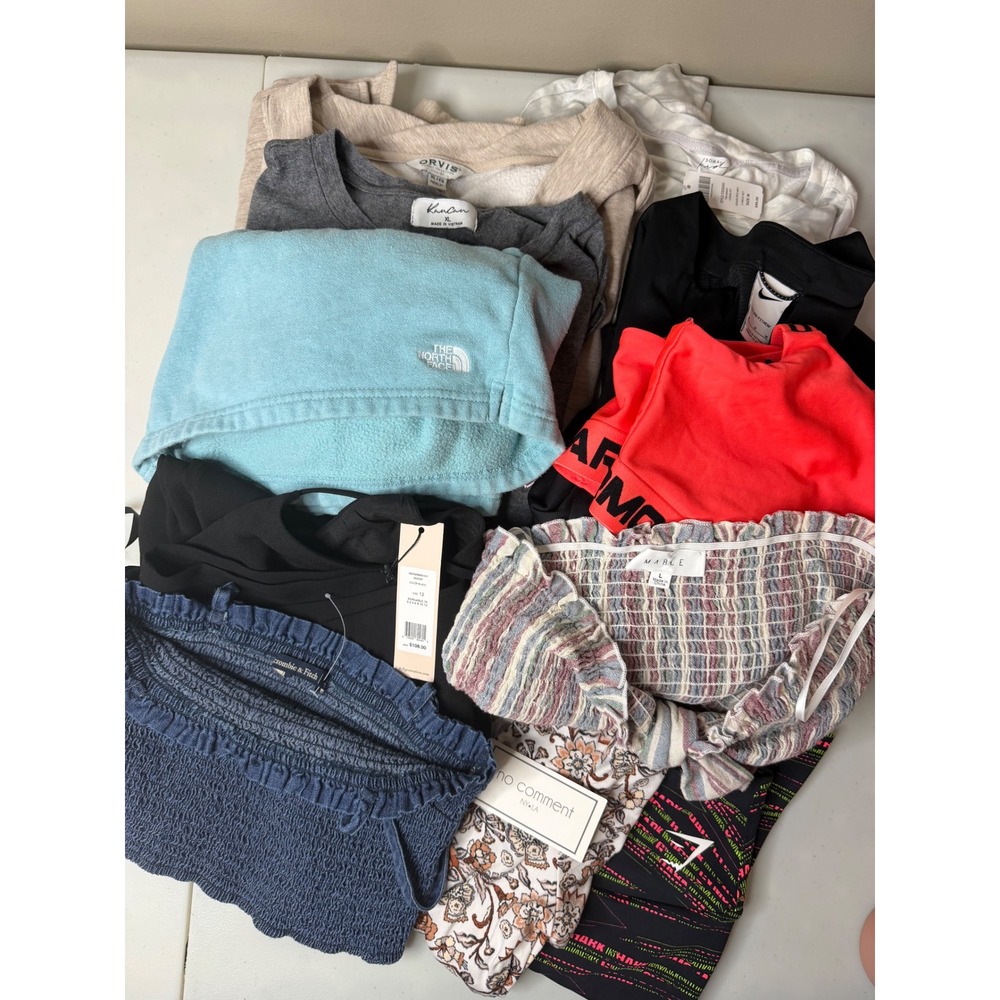 11 Piece Women's Reseller Clothing Bundle Nearly 5 Pounds NWT EUC